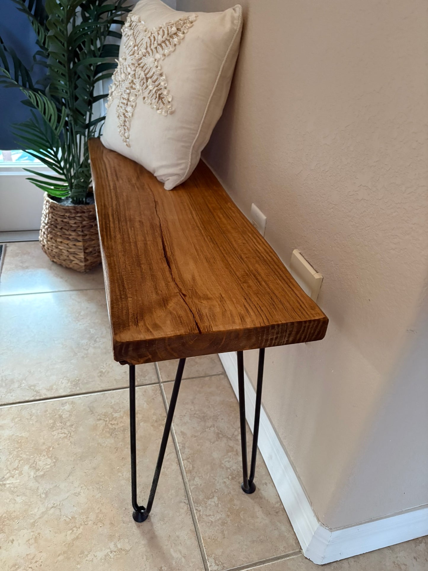 Rustic Farmhouse Bench with Hairpin Legs