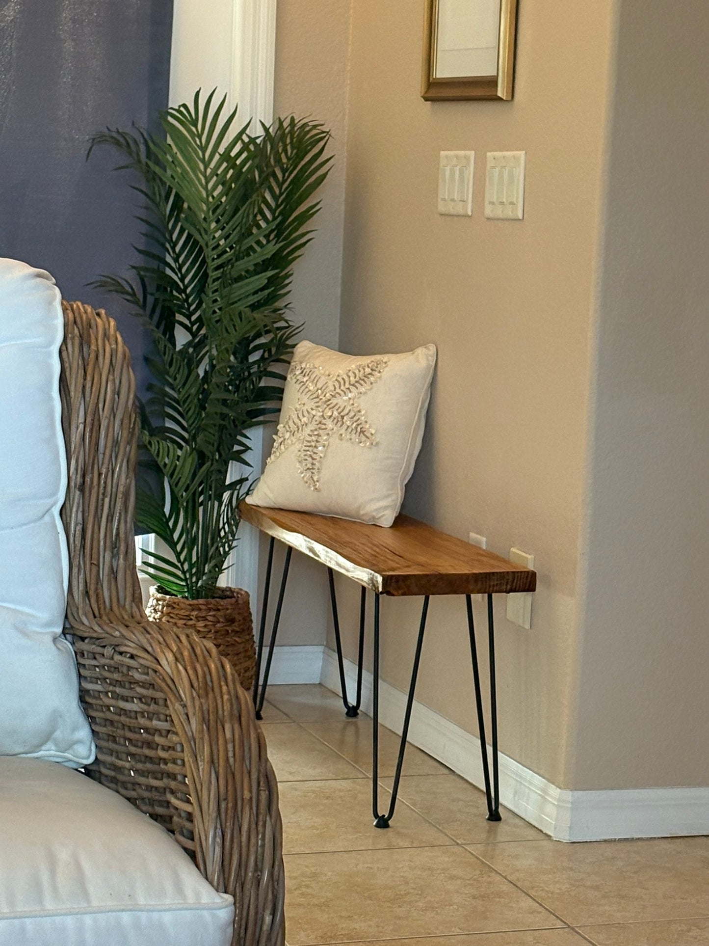 Rustic Farmhouse Bench with Hairpin Legs