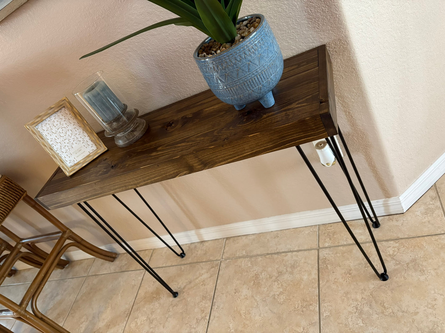 Rustic Farmhouse Wood Plank Console Table with Hairpin Legs