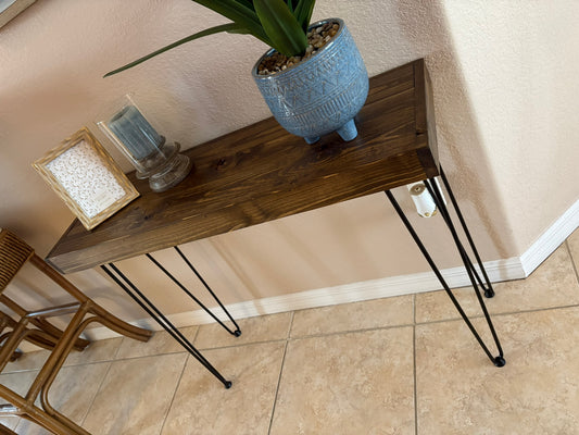 Rustic Farmhouse Wood Plank Console Table with Hairpin Legs